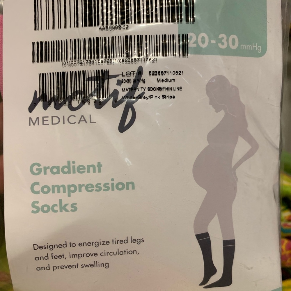 Maternity compression socks